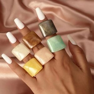 6pcs Chunky Rings
One size